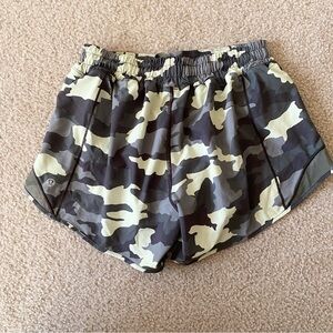 Lululemon Hotty Hot Low Rise Shorts